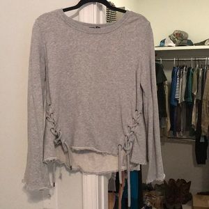 Sweater size medium maybe worn twice